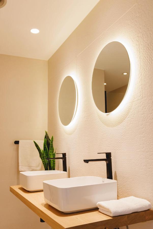 Bravissimo Cort Reial Duplex, Spacious With 3 Bedrooms 赫罗纳 外观 照片