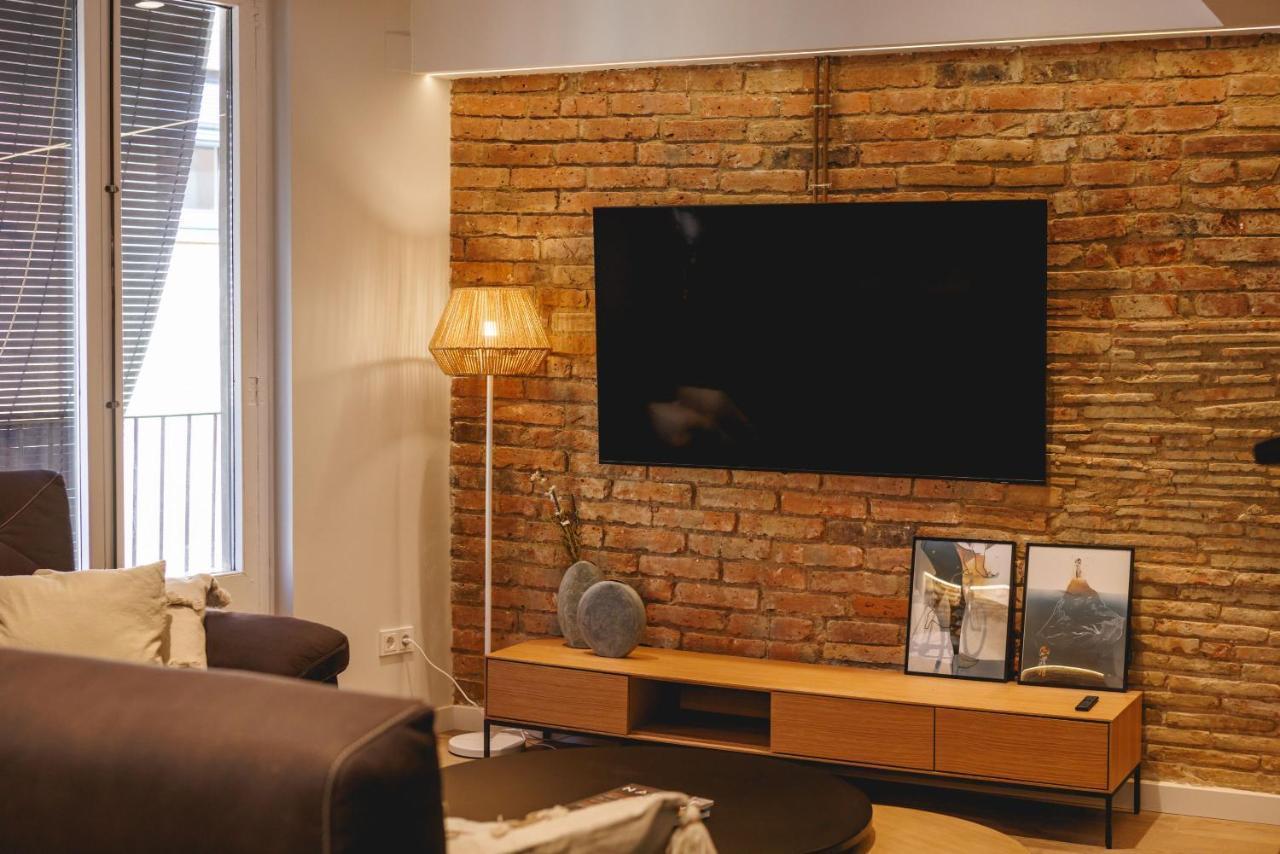 Bravissimo Cort Reial Duplex, Spacious With 3 Bedrooms 赫罗纳 外观 照片