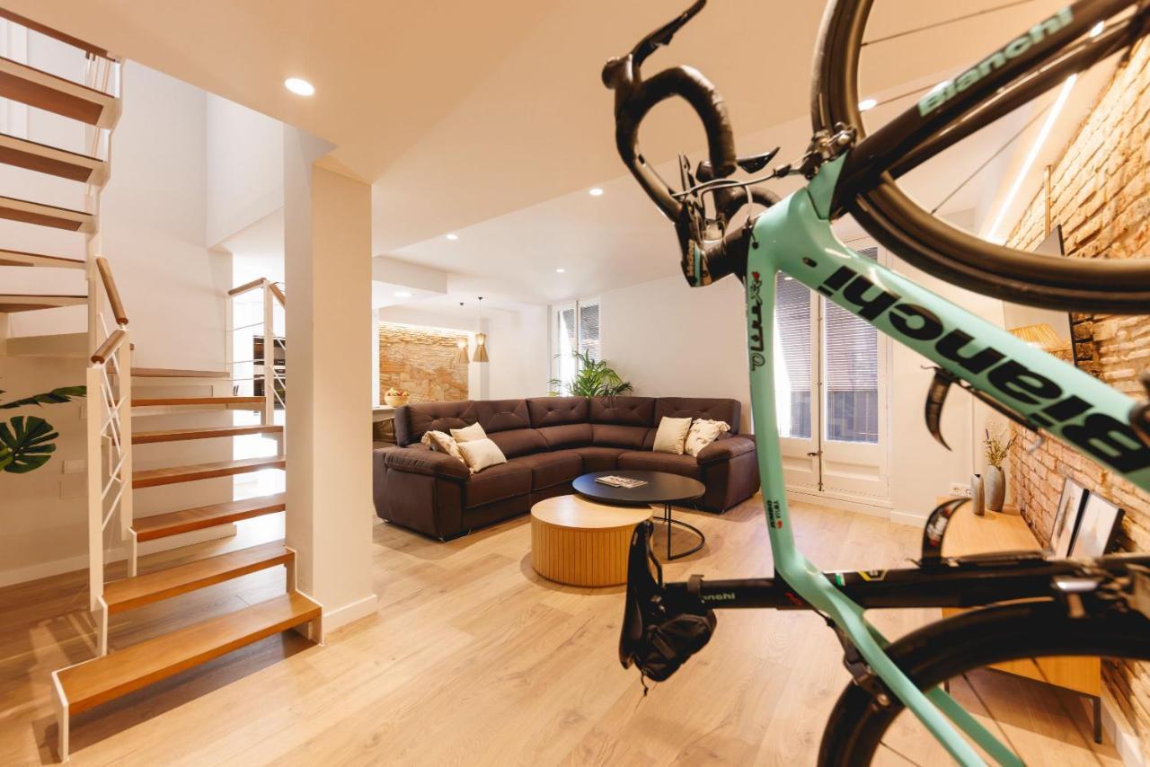 Bravissimo Cort Reial Duplex, Spacious With 3 Bedrooms 赫罗纳 外观 照片