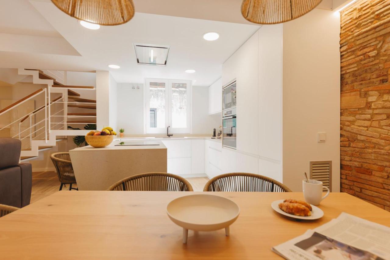 Bravissimo Cort Reial Duplex, Spacious With 3 Bedrooms 赫罗纳 外观 照片