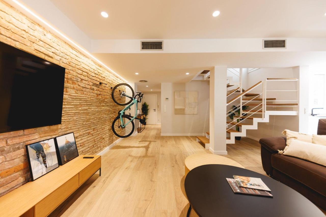 Bravissimo Cort Reial Duplex, Spacious With 3 Bedrooms 赫罗纳 外观 照片