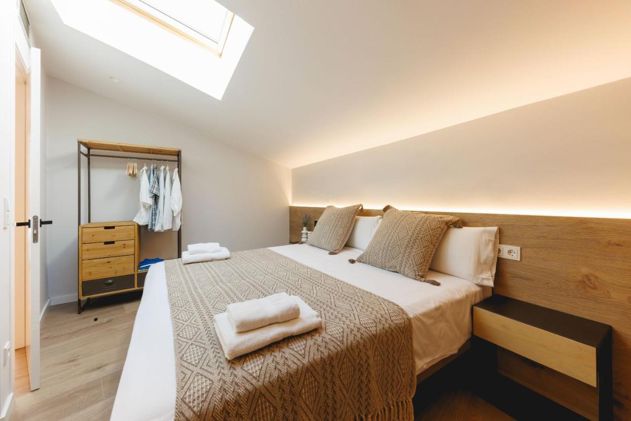 Bravissimo Cort Reial Duplex, Spacious With 3 Bedrooms 赫罗纳 外观 照片