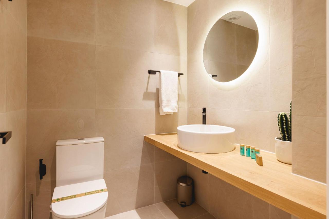 Bravissimo Cort Reial Duplex, Spacious With 3 Bedrooms 赫罗纳 外观 照片