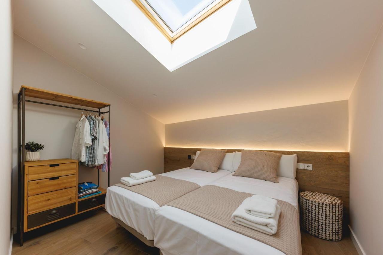 Bravissimo Cort Reial Duplex, Spacious With 3 Bedrooms 赫罗纳 外观 照片