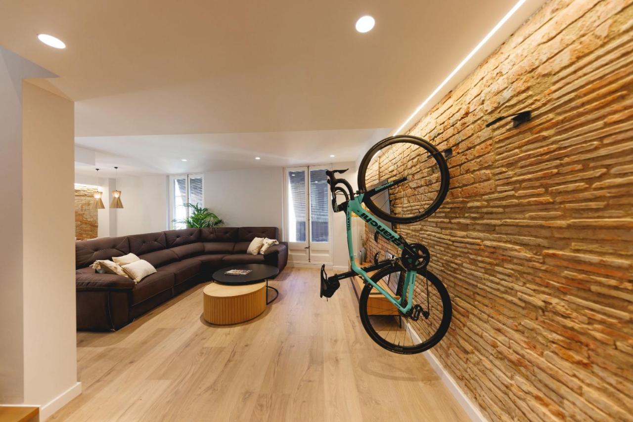 Bravissimo Cort Reial Duplex, Spacious With 3 Bedrooms 赫罗纳 外观 照片