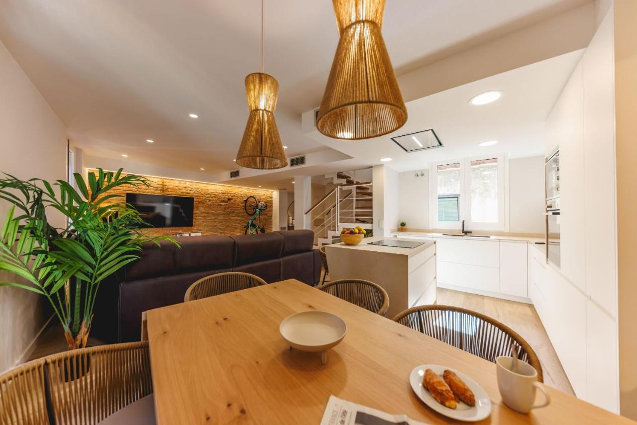 Bravissimo Cort Reial Duplex, Spacious With 3 Bedrooms 赫罗纳 外观 照片