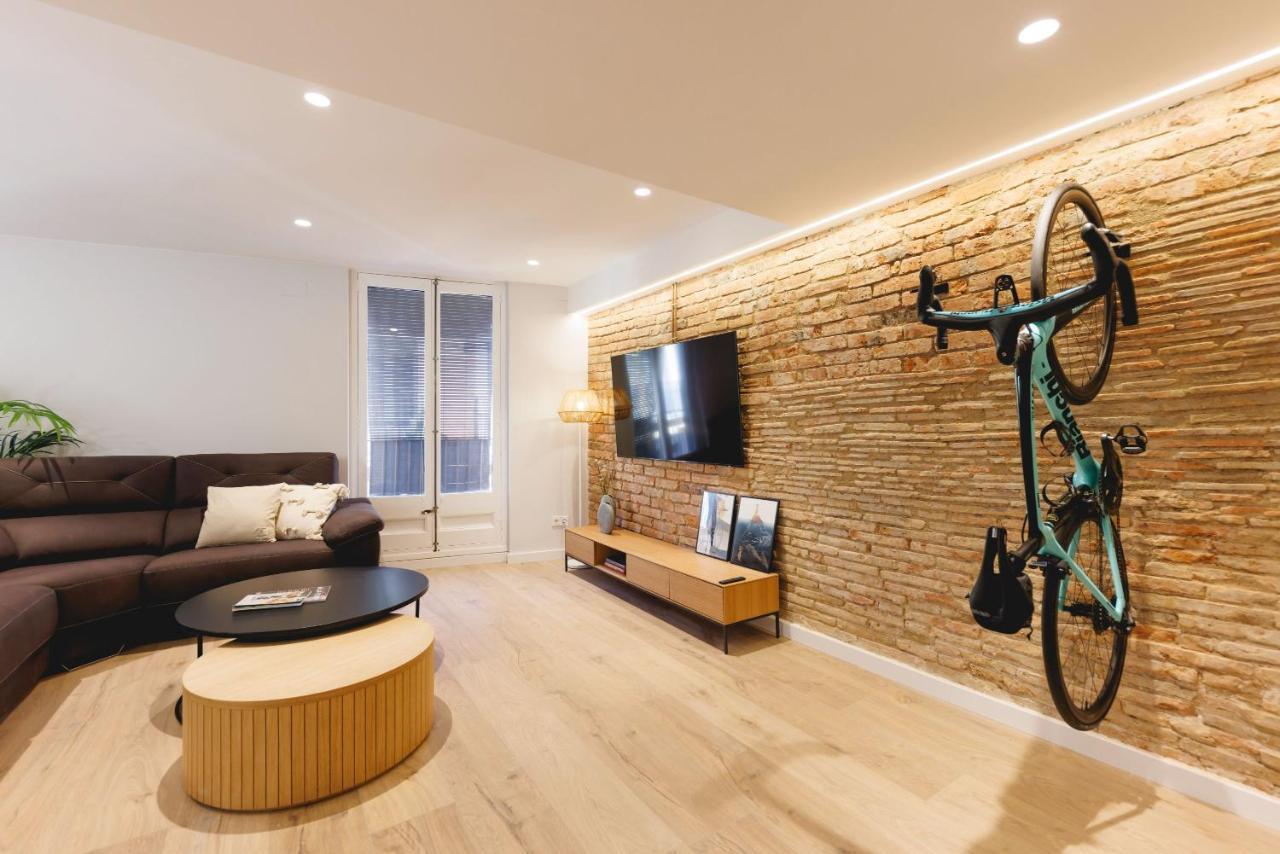 Bravissimo Cort Reial Duplex, Spacious With 3 Bedrooms 赫罗纳 外观 照片