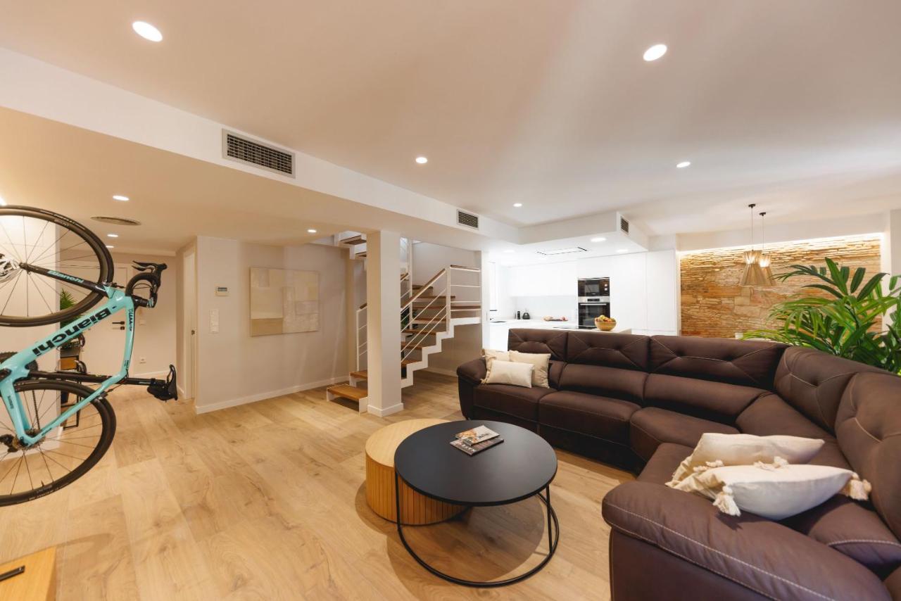 Bravissimo Cort Reial Duplex, Spacious With 3 Bedrooms 赫罗纳 外观 照片