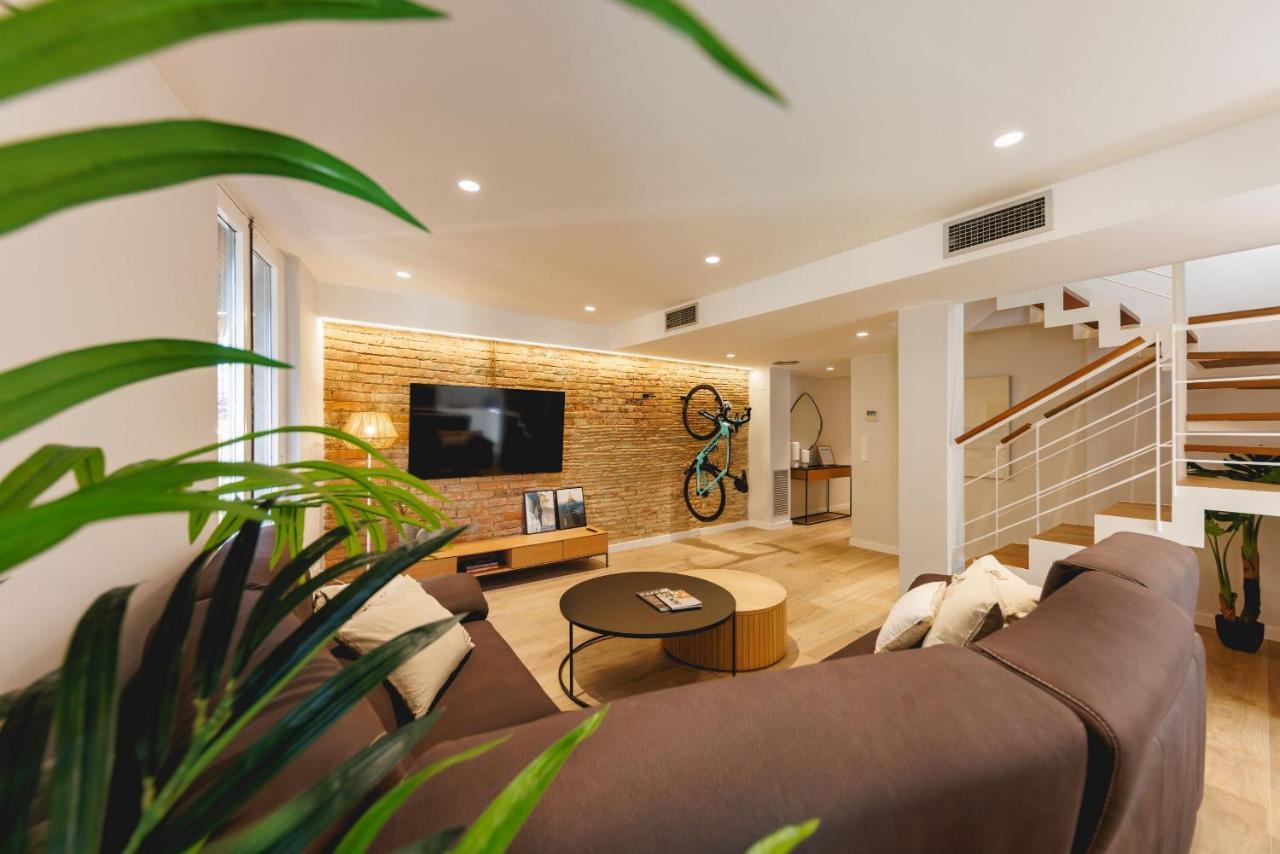 Bravissimo Cort Reial Duplex, Spacious With 3 Bedrooms 赫罗纳 外观 照片