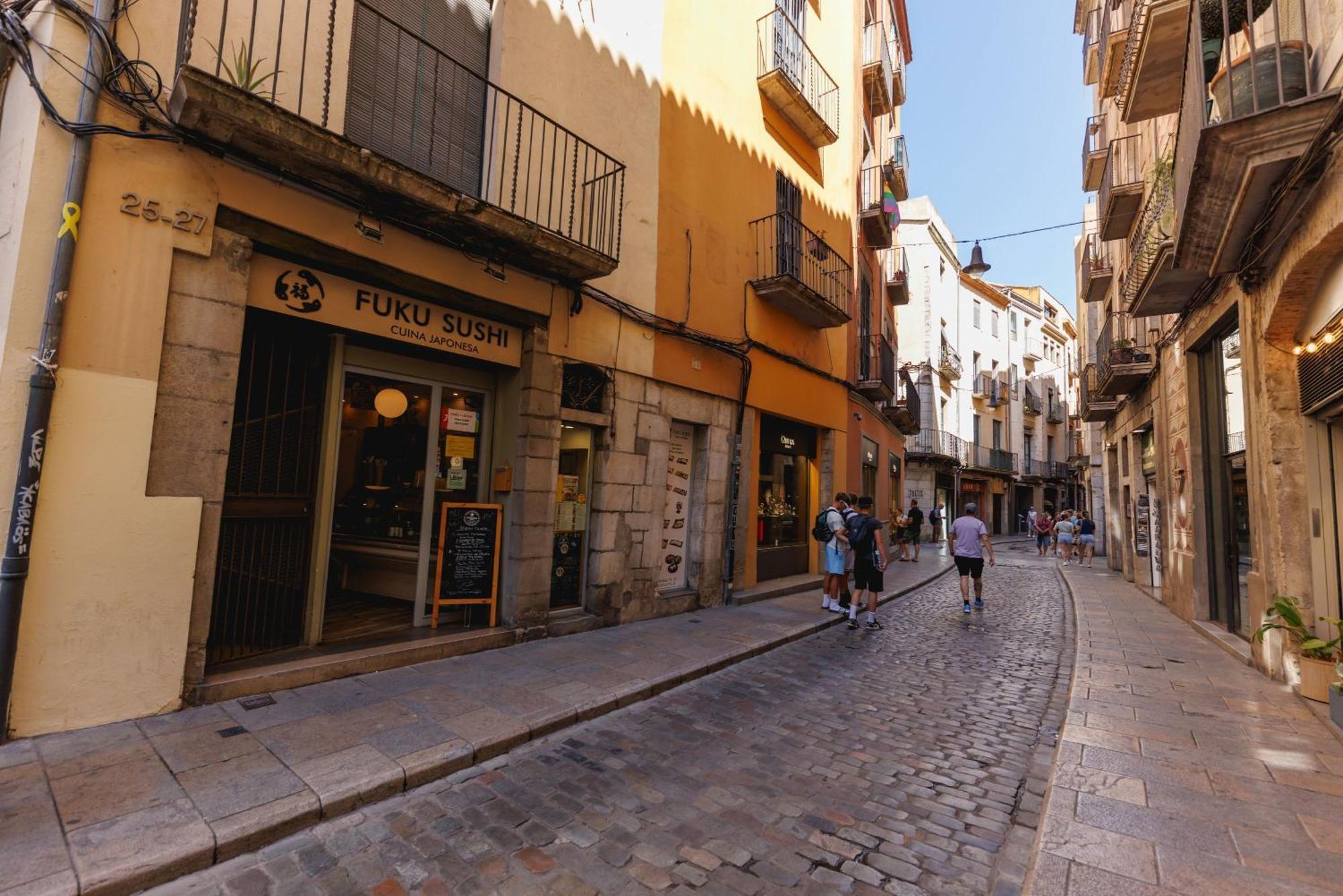 Bravissimo Cort Reial Duplex, Spacious With 3 Bedrooms 赫罗纳 外观 照片
