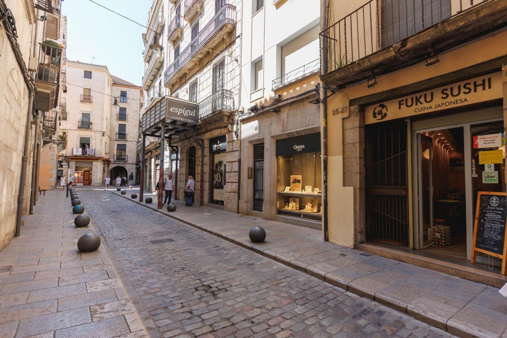 Bravissimo Cort Reial Duplex, Spacious With 3 Bedrooms 赫罗纳 外观 照片